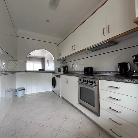 Sunset Haven In - Short Walk To Oldtown Albufeira